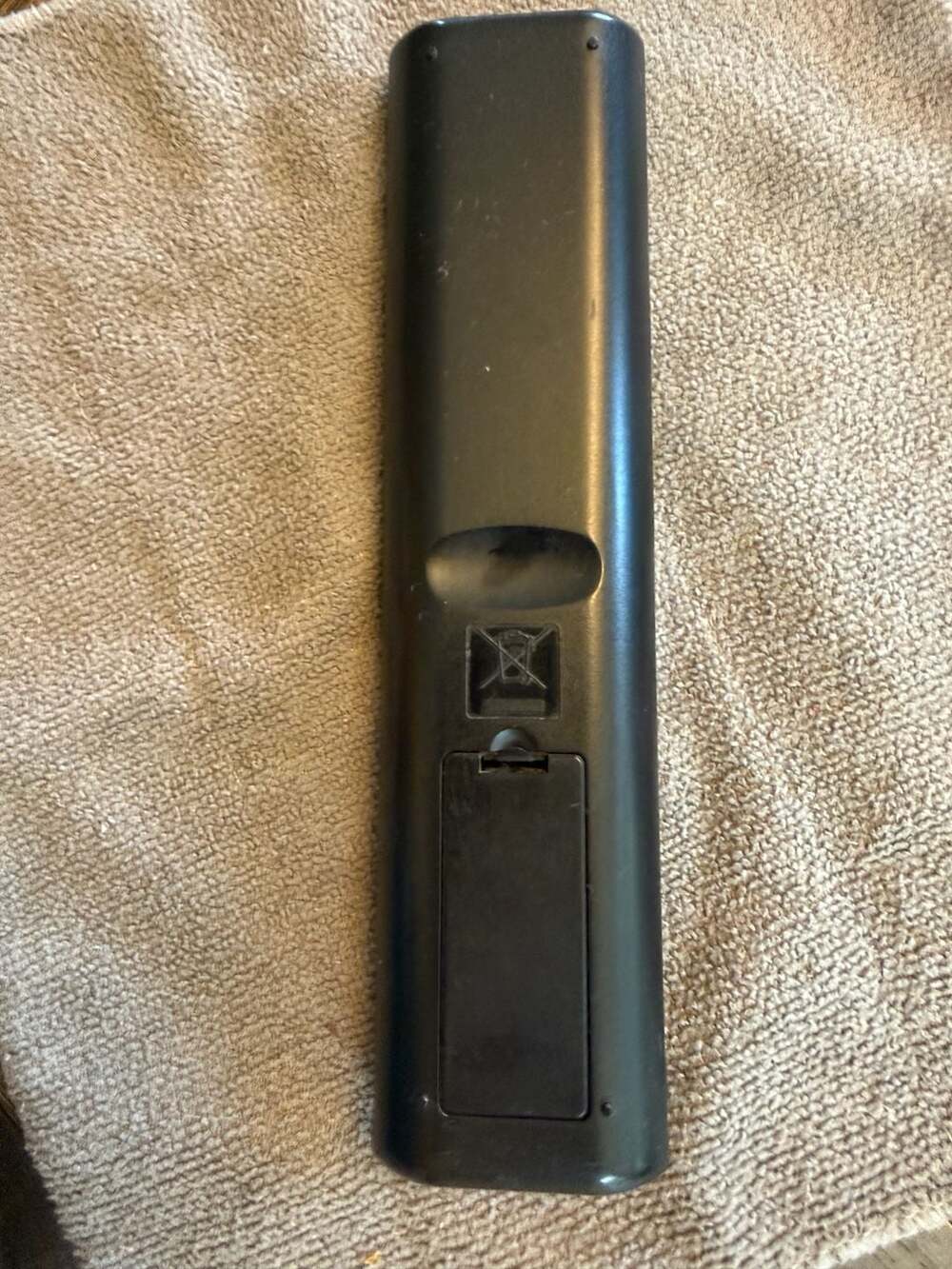 onn. Universal 3-Device Streaming Remote Control - Picture 3 of 3